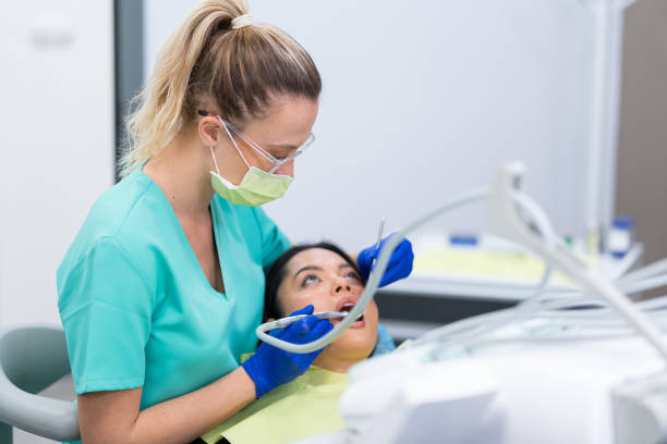 Best Emergency Tooth Extraction in Temperance, MI